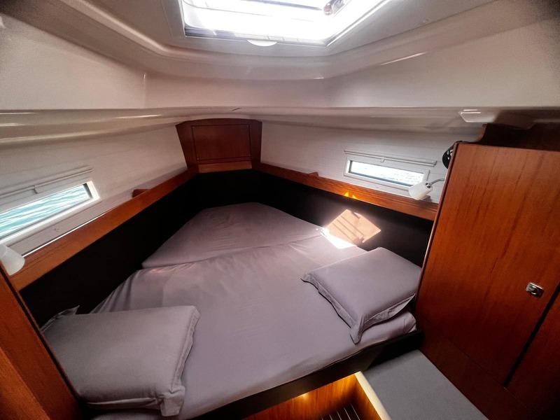 slider 8 Bavaria  37 Cruiser